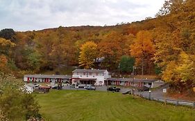 Colony House Motel 2*